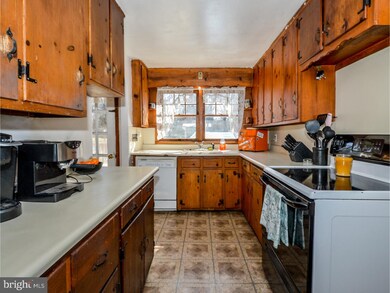 2525 W Walnut St, Colmar, PA 18915 - photo 6