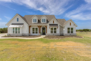 1120 Stagecoach Ranch Dr, Weatherford, TX 76085 - photo 3