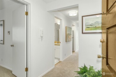 3410 25th Ave W unit 202, Seattle, WA 98199 - photo 3