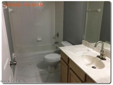 Bathroom_13