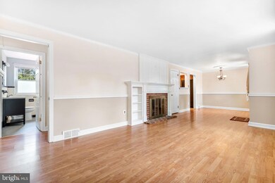 1805 Wayne Dr, Norristown, PA 19403 - photo 5