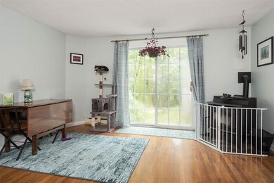 13 Thomas St, Rochester, NH 03867 - photo 4