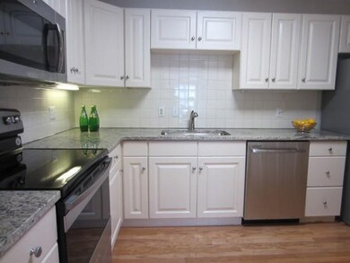 140 Lincoln Rd unit 10, Lincoln, MA 01773 - photo 2