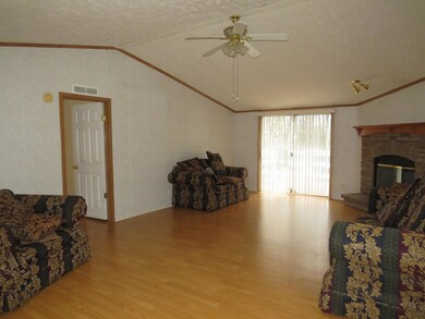 6746 Brushy Ridge Rd, Nora, VA 24272 - photo 7