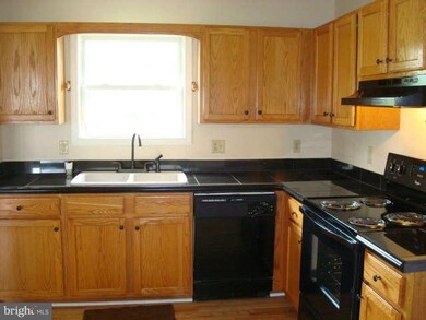 50 Saturn Ct, Martinsburg, WV 25404 - photo 5