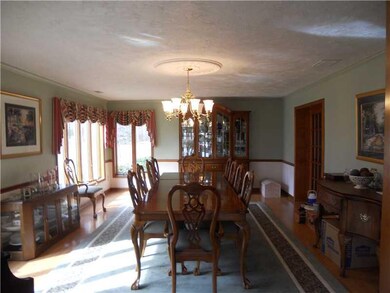 Dining Room. 