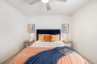 11715 S Glen Dr unit 1104-1, Houston, TX 77099 - photo 4