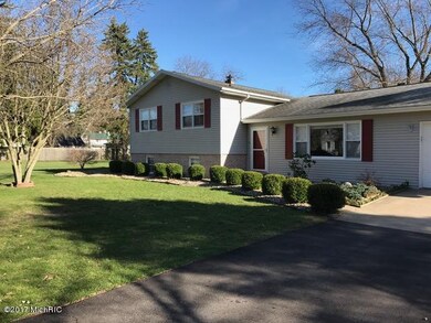 Becht Rd. E Front 1