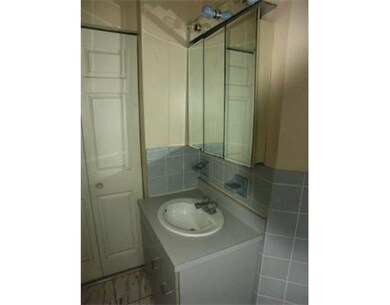 67 Munroe St, Roxbury, MA 02119 - photo 4