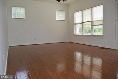 43531 Valleyvista Ln, Chantilly, VA 20152 - photo 7