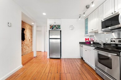 1914 Washington St unit 4, Roxbury, MA 02118 - photo 5