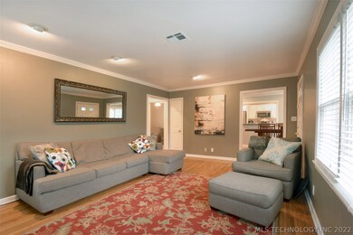 236 E 35th St, Tulsa, OK 74105 - photo 4