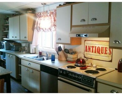 62 Garfield Ave, Easthampton, MA 01027 - photo 6