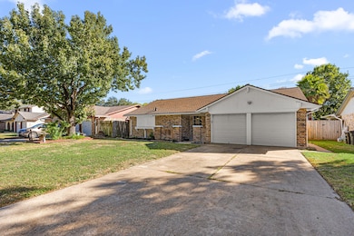 19411 Long Lake Dr, Houston, TX 77084 - photo 2