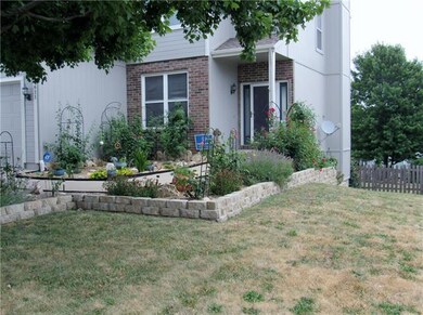 611 Seaton Blvd, Raymore, MO 64083 - photo 3