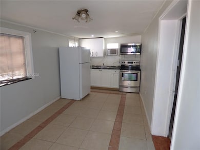 408 NW 97th St, Miami, FL 33150 - photo 2