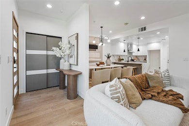 1022 W 223rd St unit 6, Torrance, CA 90502 - photo 2