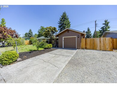 2465 Calgary St, Eugene, OR 97408 - photo 2