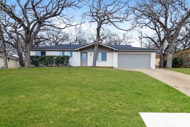 909 Gregory Ave, Bedford, TX 76022 - photo 2