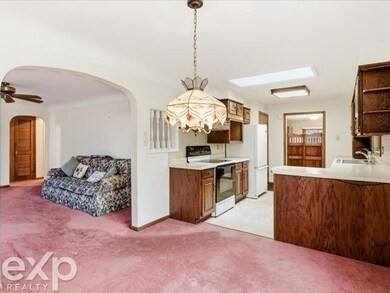 39 S Flower St, Croswell, MI 48422 - photo 7