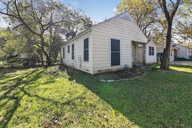 206 Avenue C, Seagoville, TX 75159 - photo 2