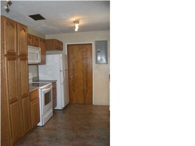 KITCHEN APPLIANCES STAY