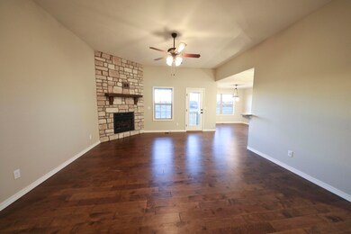 657 N Maplewood Hills Rd, Nixa, MO 65714 - photo 3