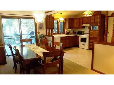 72 Pine Orchard Rd, West Warwick, RI 02893 - photo 3