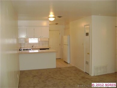 6132 S Madison Place unit B, Tulsa, OK 74136 - photo 7