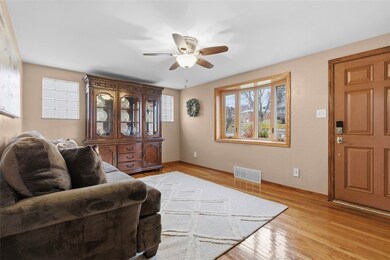 51 Bellview Cir, Mc Kees Rocks, PA 15136 - photo 7