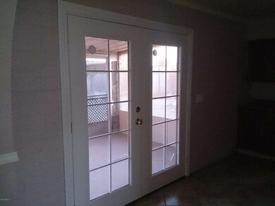 12607 w florence
