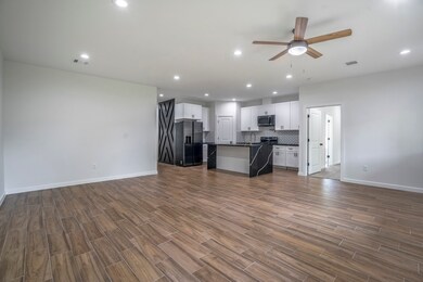 5909 Senior St, Houston, TX 77016 - photo 7