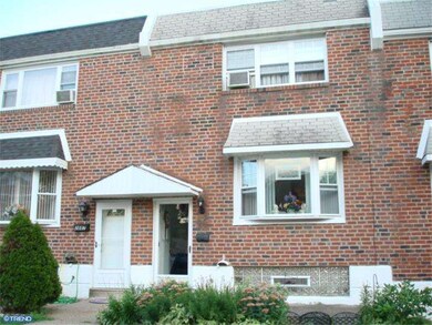 2889 Tremont St, Philadelphia, PA 19136 - photo 2