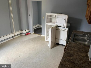 117 N 3rd St unit 2, Reading, PA 19601 - photo 6