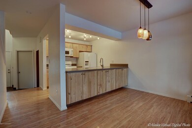 Kitchen/Dining area