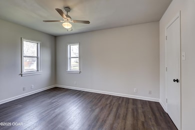 1324 E Hill St, Joplin, MO 64801 - photo 4