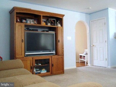 11201 Davidson Ln, Fredericksburg, VA 22407 - photo 3