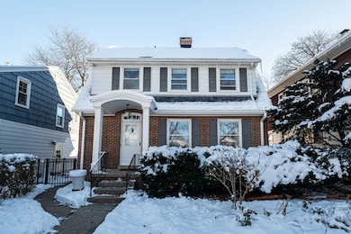 4616 N Larkin St, Milwaukee, WI 53211 - photo 2