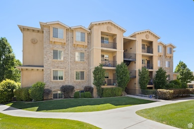982 W 960 N unit 109, Orem, UT 84057 - photo 2