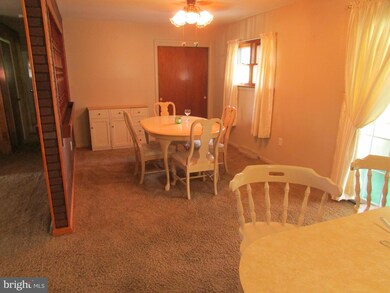 87 Twin Hill Dr, Waynesboro, PA 17268 - photo 5