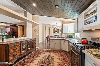 10-Kitchen