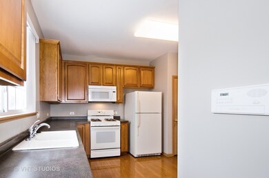 346 Evergreen Cir unit 346, Gilberts, IL 60136 - photo 3