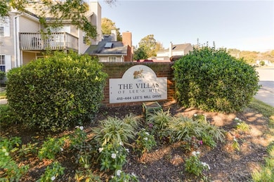 422 Lees Mill Dr, Newport News, VA 23608 - photo 4