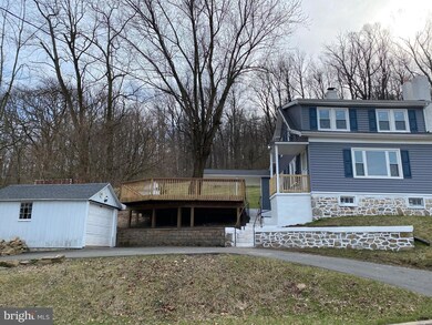 2012 2012R Weisstown Rd, Bechtelsville, PA 19505 - photo 5