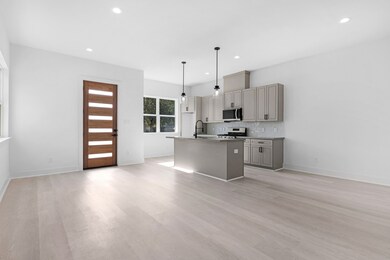 770 Lucky St unit B, Houston, TX 77088 - photo 5