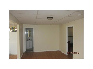26 Lancashire St, Providence, RI 02908 - photo 2