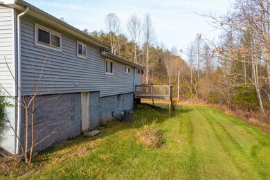 569 Oak Glen Cir, Fall Branch, TN 37656 - photo 6