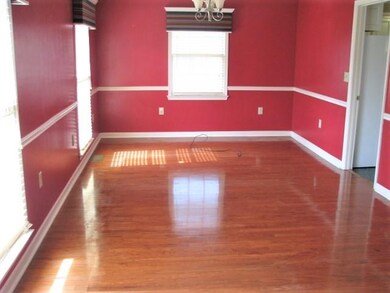 205 Fairlane Dr, Shelbyville, TN 37160 - photo 3