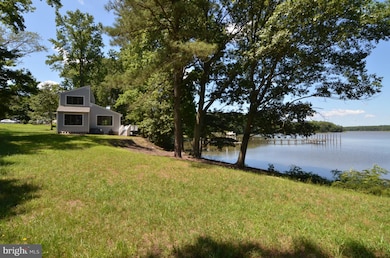 379 Buena Vista Dr, Colonial Beach, VA 22443 - photo 2