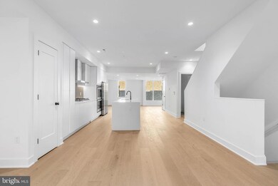 635 N 7th St unit H4B, Philadelphia, PA 19123 - photo 4